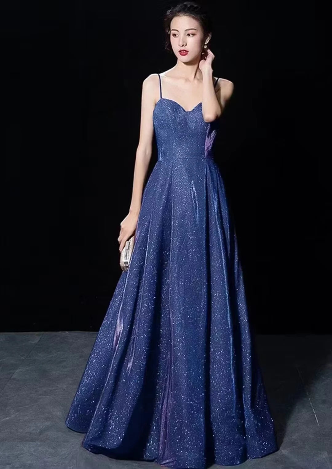 Elegant Glitter Banquet Dresses Women Fashion Spaghetti Straps Slimming Starry Sky Evening Party Dress Sexy Gown Prom Dress