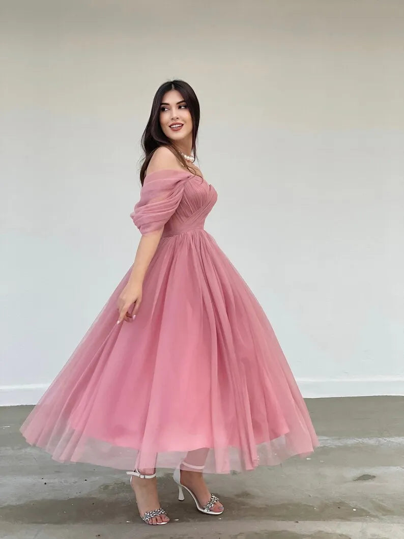 Tulle Sweetheart A-line Evening Dresses Off the Shoulder Tea-Length Formal Dress With Pleats & Bow Elegant Lace Up Prom Gowns