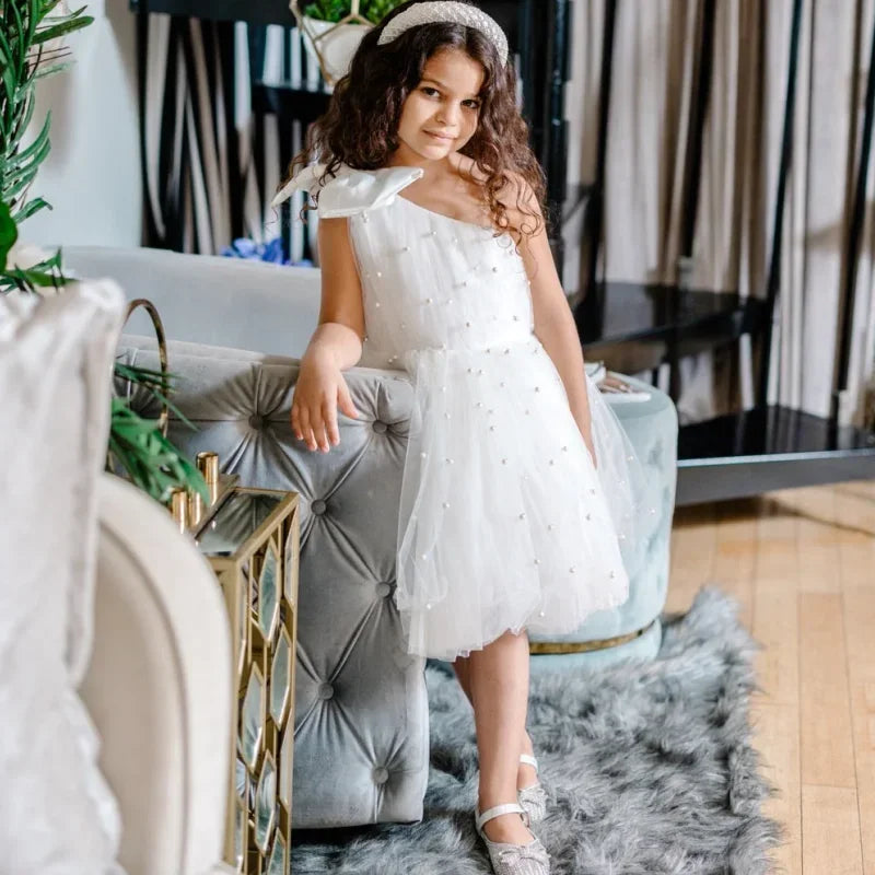 Falda de tul con perlas y lazo, un solo hombro, sin mangas, para bodas, cumpleaños, primera comunión, vestidos blancos para niñas de las flores. 