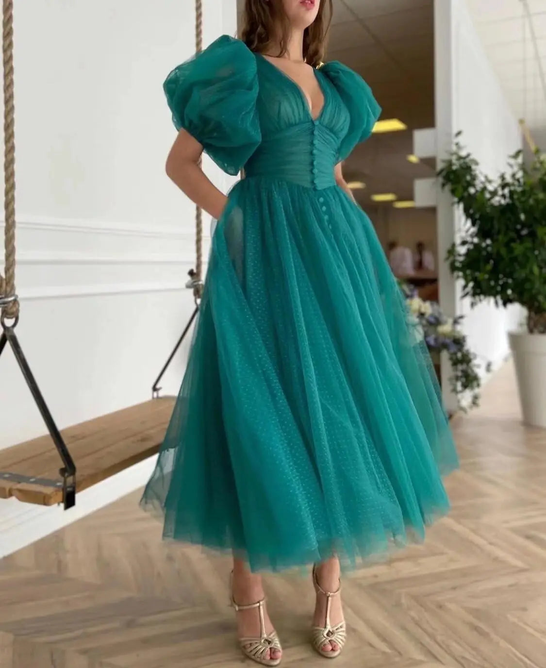 Puffy Sleeve Prom Dresses for Women Dotted Tulle V Neck Formal Evening Party Gowns Tea Length Bridesmaid Dresses