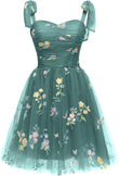 Vestidos cortos de fiesta para adolescentes con bordado de flores, tul, tirantes finos, largo hasta la rodilla, con margaritas y estampado floral. 