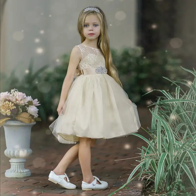 Kleinkinderkleider Spitze Blumenmädchenkleider Tüll rustikales Blumenmädchenkleid Besonderer Anlass Babykleid Champagner Blumenmädchenkleid 