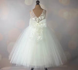 Blumenmädchenkleid elfenbein, Bodenlänge, Volle Länge, Erstkommunionkleid, Babykleid, Spitzenkleid, Hochzeitsprinzessinnenkleid 
