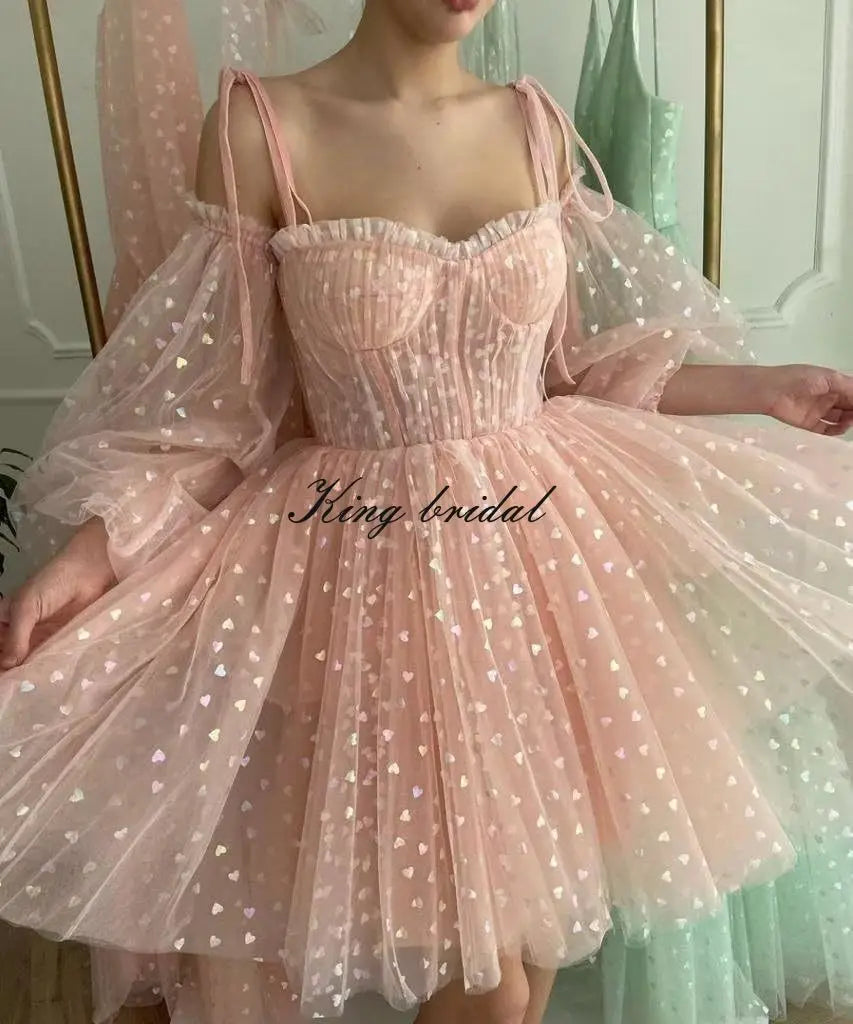 Hübsches Herz, kurzes Tüll-Heimkehrkleid für Teenager, Puffärmel, Mini-Spaghettiträger, formelles Abendkleid, Party-Cocktailkleid 