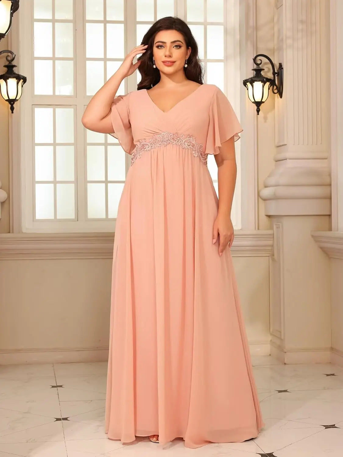 Plus Size Short Sleeves Mother of The Bride Dresses for Curvy Women V Neck Formal Dresses with Pockets Bridesmaid Dress Gowns