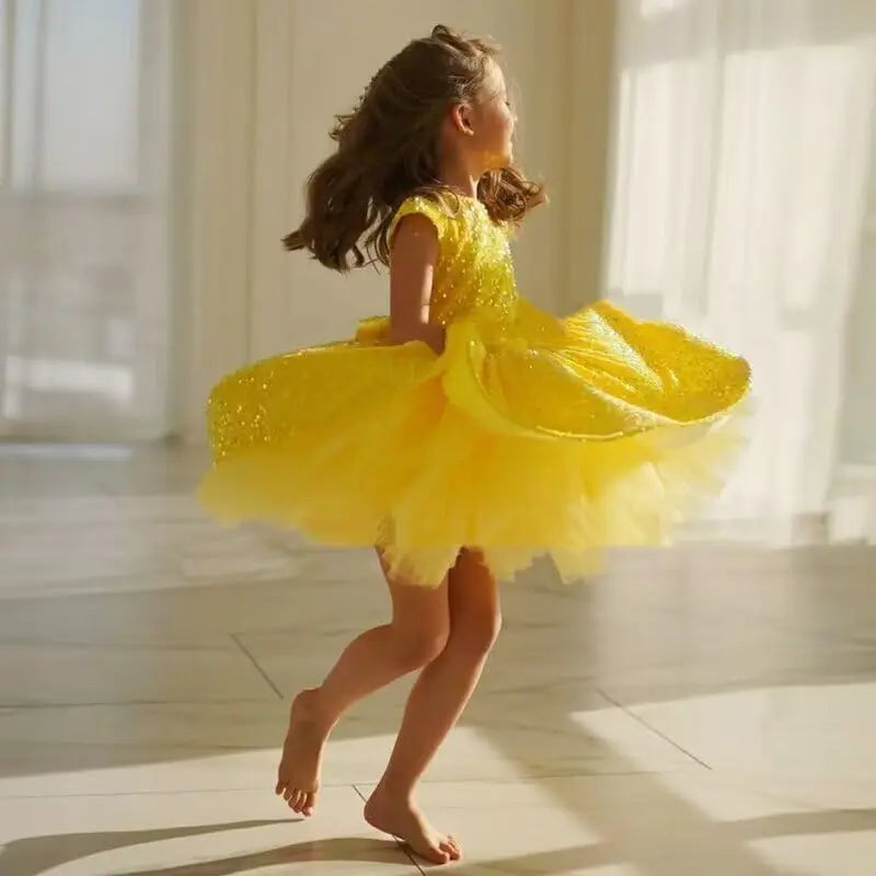 Tutu Festzugskleider Pailletten Blumenmädchenkleid Kurzes Prinzessinnenkleid Ballkleid Blumenmädchenkleider für Hochzeiten 