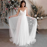 A-Line Tulle Spaghetti Straps Wedding Dresses With Lace Appliques