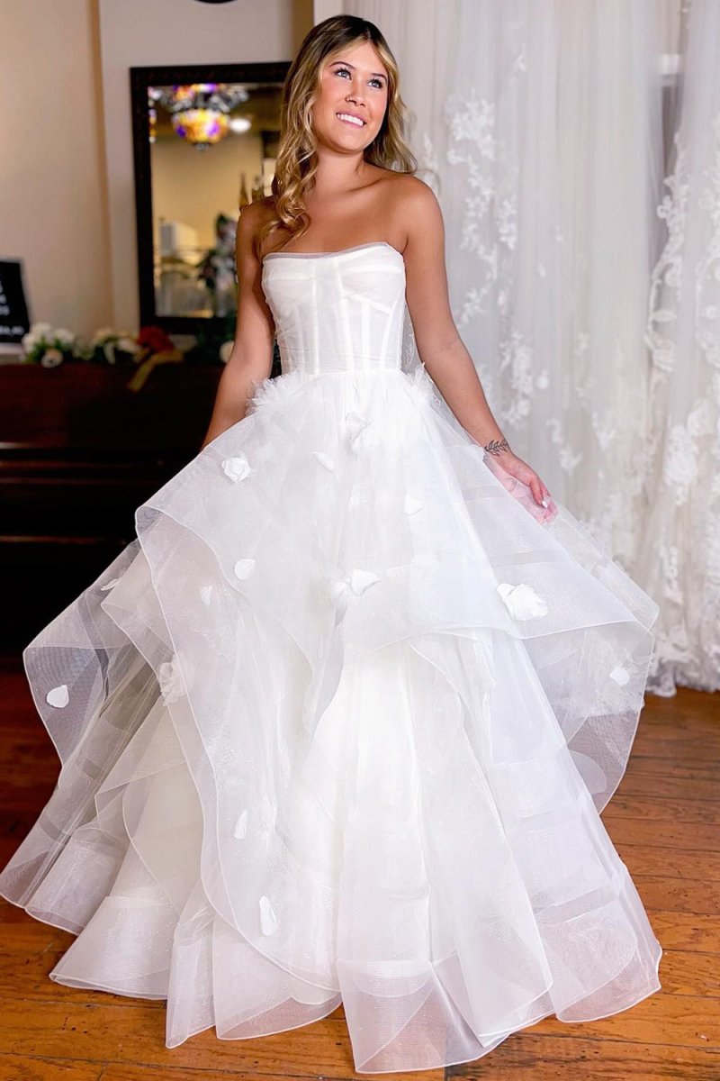 Simple White Corset Gown Wedding Dress with Appliques