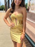 Red Strapless Keyhole Ruched Satin Sheath Short Homecoming Dress