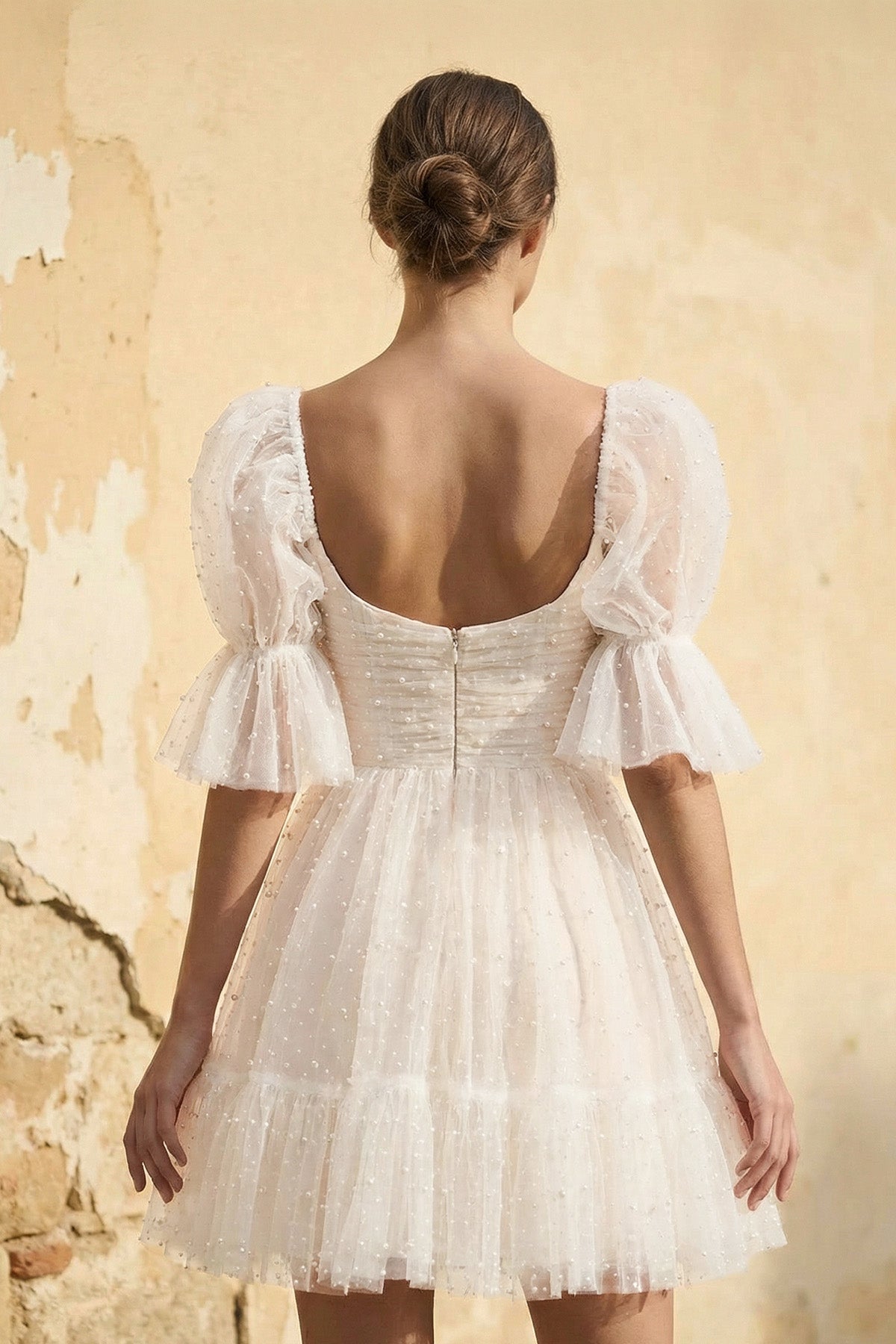 Pearl Short Reception Wedding Dresses With Bubble Sleeves