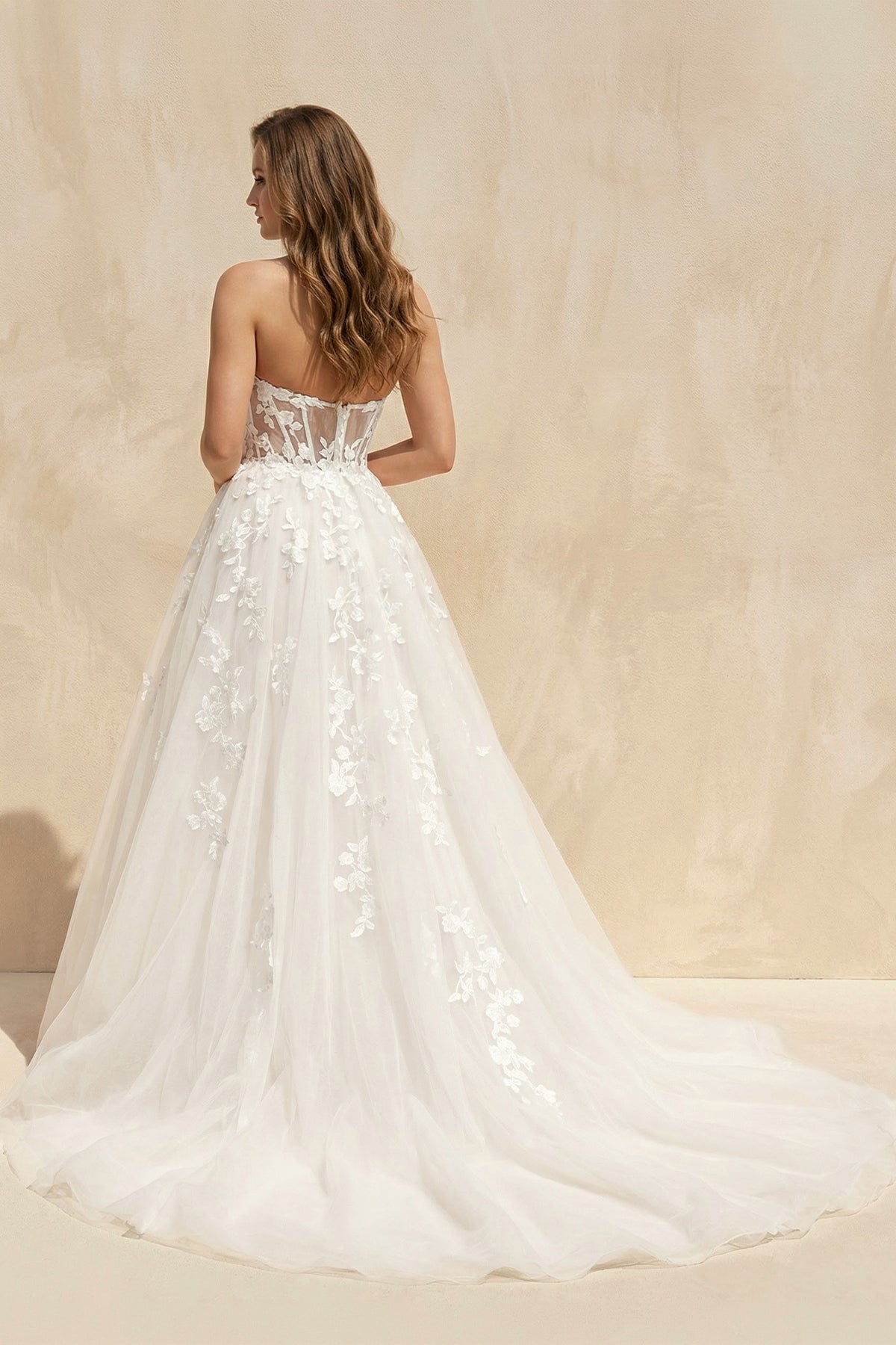 A-Line Sweetheart Tulle Wedding Dresses With Slit