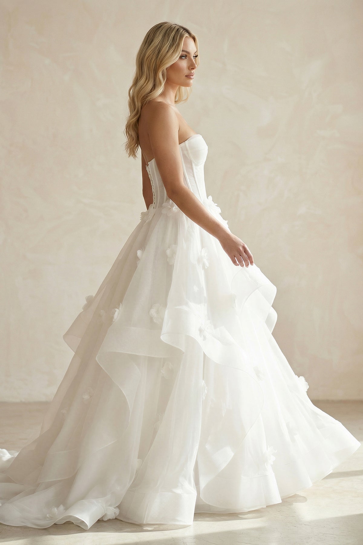 Simple White Corset Gown Wedding Dress with Appliques
