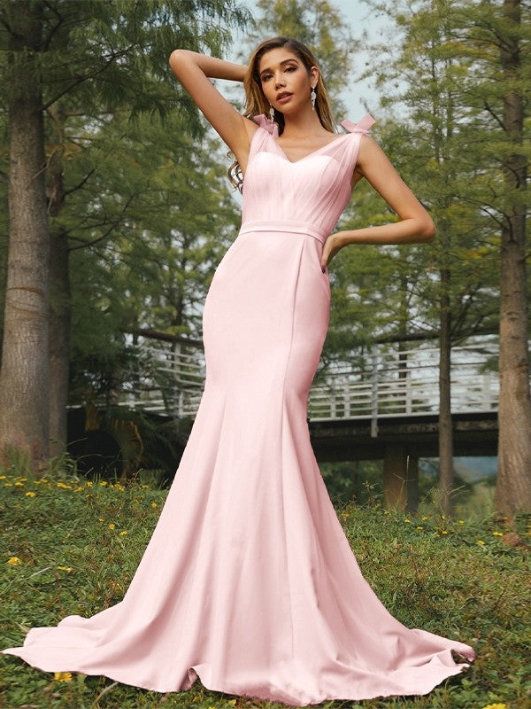 Trumpet/Mermaid Stretch Crepe Ruched V-neck Sleeveless Sweep/Brush Train Bridesmaid Dresses Evening Dress