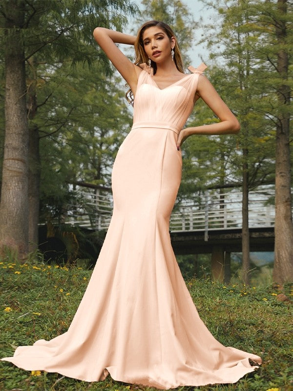 Trumpet/Mermaid Stretch Crepe Ruched V-neck Sleeveless Sweep/Brush Train Bridesmaid Dresses Evening Dress