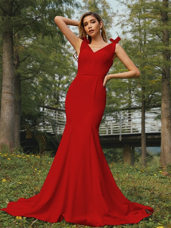 Trumpet/Mermaid Stretch Crepe Ruched V-neck Sleeveless Sweep/Brush Train Bridesmaid Dresses Evening Dress
