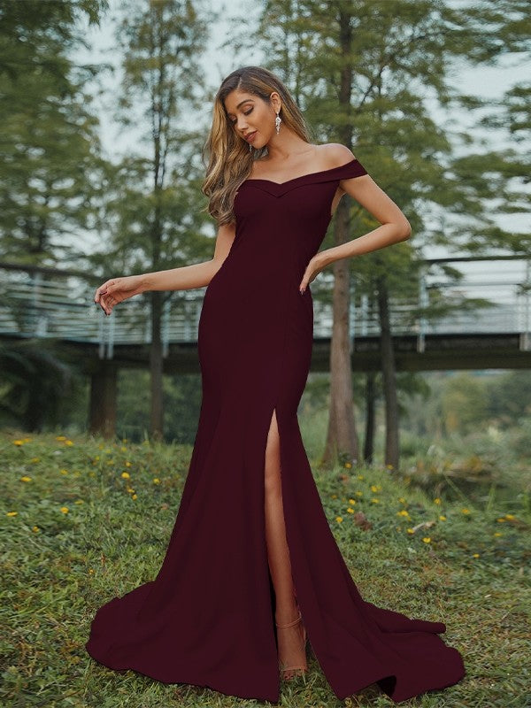 Sheath/Column Stretch Crepe Ruched Off-the-Shoulder Sleeveless Sweep/Brush Train Bridesmaid Dresses Evening Dress