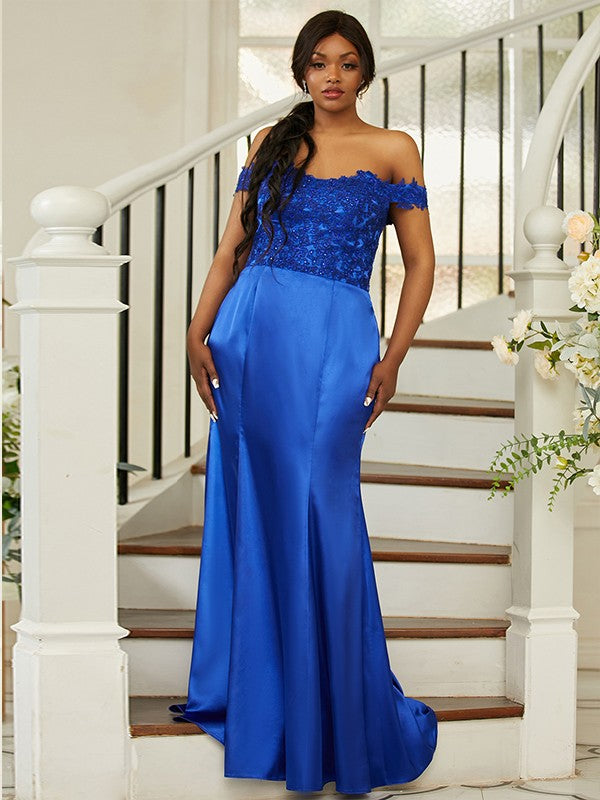 Sheath/Column Silk like Satin Applique Off-the-Shoulder Sleeveless Sweep/Brush Train Bridesmaid Dresses Evening Dress