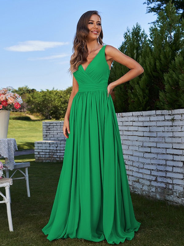 A-Line/Princess Chiffon Ruched V-neck Sleeveless Sweep/Brush Train Bridesmaid Dresses Formal Evening Prom Gowns