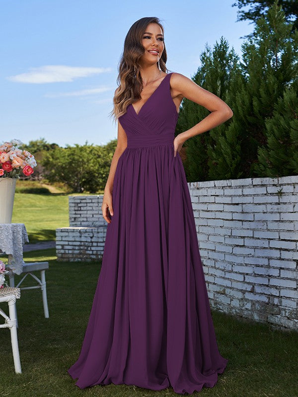 A-Line/Princess Chiffon Ruched V-neck Sleeveless Sweep/Brush Train Bridesmaid Dresses Formal Evening Prom Gowns