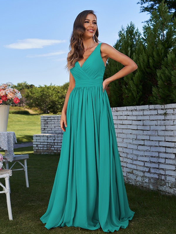 A-Line/Princess Chiffon Ruched V-neck Sleeveless Sweep/Brush Train Bridesmaid Dresses Formal Evening Prom Gowns