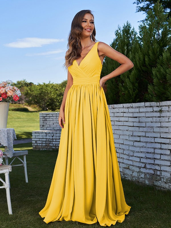 A-Line/Princess Chiffon Ruched V-neck Sleeveless Sweep/Brush Train Bridesmaid Dresses Formal Evening Prom Gowns