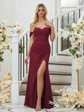 Etui-Linie/Spalte Chiffon Geraffte Schulterfreie Ärmellose Bodenlange Brautjungfernkleider Formelles Abendkleid