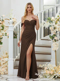Etui-Linie/Spalte Chiffon Geraffte Schulterfreie Ärmellose Bodenlange Brautjungfernkleider Formelles Abendkleid