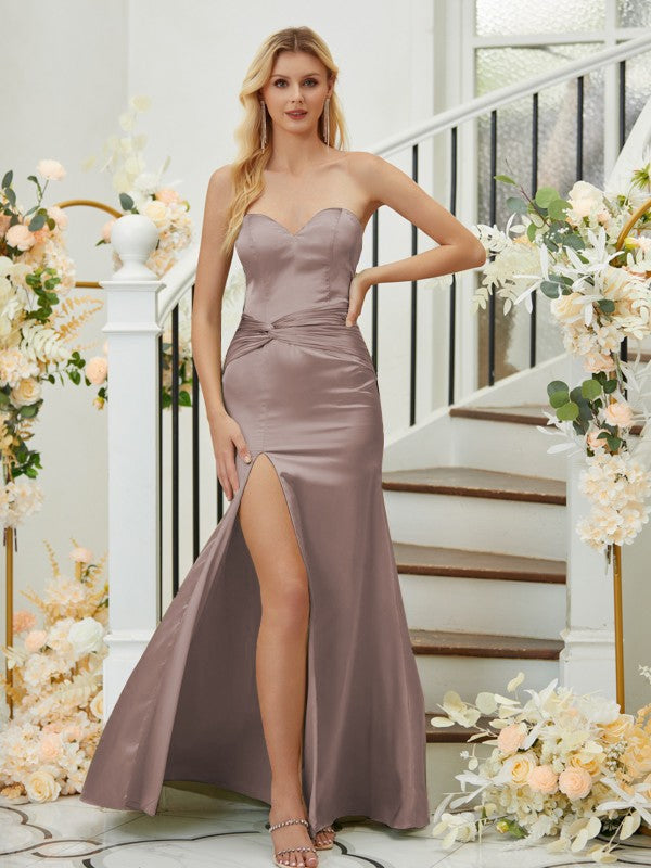 Sheath/Column Silk like Satin Ruched Sweetheart Sleeveless Floor-Length Bridesmaid Dresses Formal Evening Dress