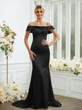 Vestidos de dama de honor con corte tubo/columna, satén tipo seda, tirantes finos, sin mangas, cola larga