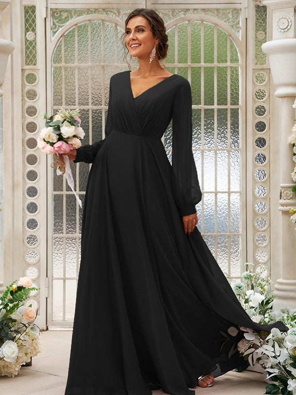 A-Line/Princess Chiffon Ruched V-neck Long Sleeves Floor-Length Bridesmaid Dresses Mother of the Bride Dress