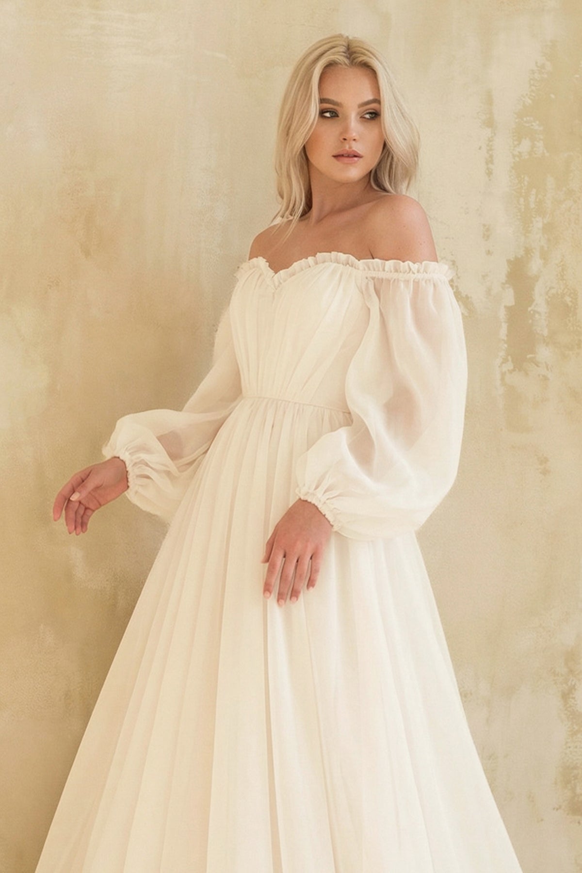White Bohemian Unique  Sweetheart Long-Sleeve Wedding Dresses