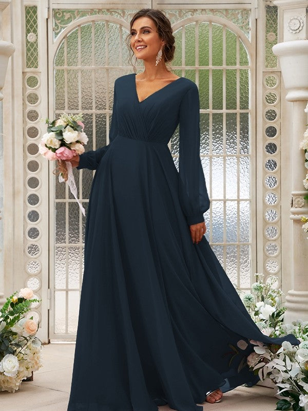 A-Line/Princess Chiffon Ruched V-neck Long Sleeves Floor-Length Bridesmaid Dresses Mother of the Bride Dress
