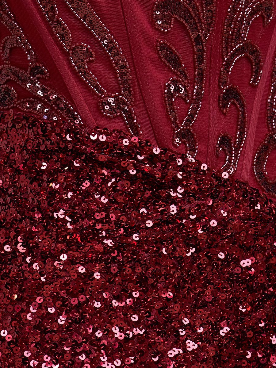 Burgundy Sheath V-Neck Sequined Short Homecoming Dress with Beading