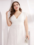 Elegantes Maxi-Brautkleid aus Spitze mit Rüschenärmeln