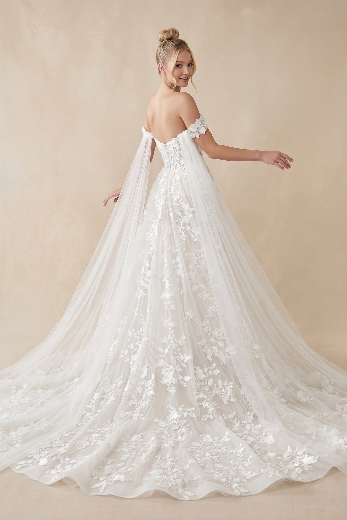 Gorgeous Ball Gown Sweetheart Lace Tulle Wedding Dresses