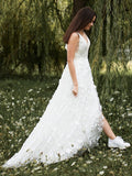A-Linie/Princess-Linie Ärmellos Organza V-Ausschnitt Applikationen Sweep/Pinsel zug Brautkleider