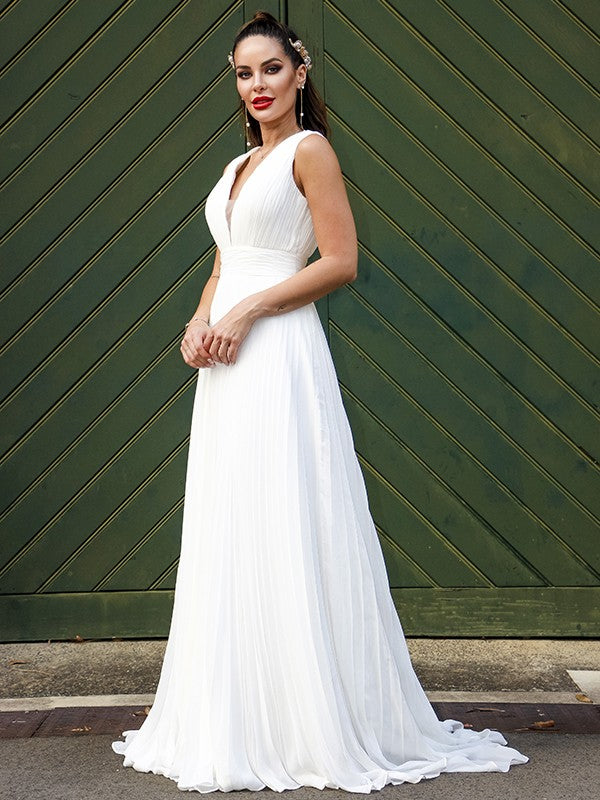A-Linie/Princess-Linie Chiffon Rüschen V-Ausschnitt Ärmellos Sweep/Pinsel zug Brautkleider