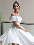 A-Linie/Princess-Linie Satin Rüschen Off-the-Shoulder Ärmellos Wadenlang Brautkleider Brautkleider