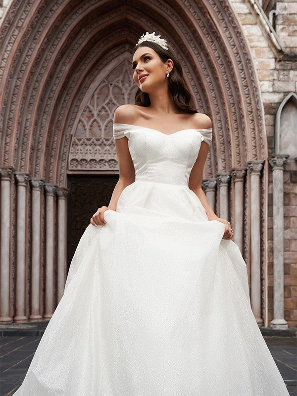 Ballkleid Tüll Geraffte Off-the-Shoulder Ärmellose Hofschleppe Brautkleider Brautkleider