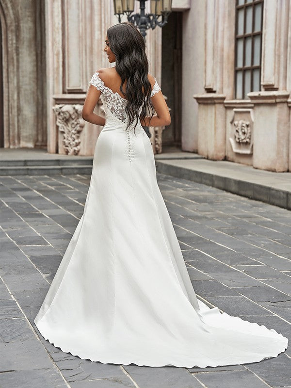 A-Line/Princess Scoop Satin Lace Sleeveless Chapel Train Wedding Dresses Bridal Gowns