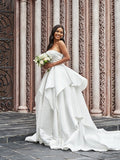 Ballkleid Satin Rüschen Trägerlos Ärmellos Hofschleppe Brautkleider Brautkleider