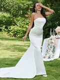 Trompete/Meerjungfrau-Linie Satin Rüschen Trägerlos Ärmellos Sweep/Pinsel Zug Brautkleider Brautkleider