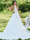 A-Linie/Princess-Linie Satin Applikationen V-Ausschnitt Ärmellos Sweep/Pinsel zug Brautkleider