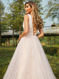 A-Linie/Princess-Linie Tüll Rüschen V-Ausschnitt Ärmellos Sweep/Pinsel zug Brautkleider