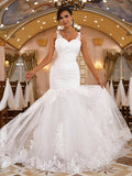 Trumpet/Mermaid Lace Applique V-neck Sleeveless Sweep/Brush Train Wedding Dresses Bridal Gowns