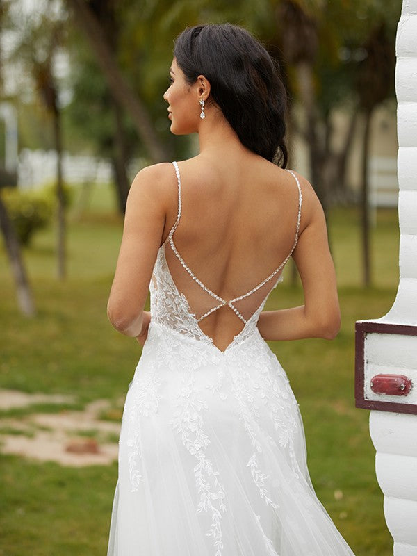 A-Line/Princess Tulle Applique V-neck Sleeveless Court Train Wedding Dresses Bridal Gowns