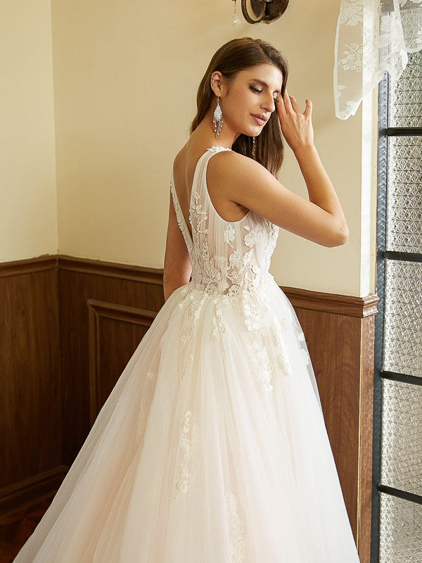 A-Line/Princess Tulle Applique V-neck Sleeveless Cathedral Train Wedding Dresses Bridal Gowns