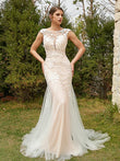 Sheath/Column Tulle Lace Scoop Sleeveless Court Train Wedding Dresses Bridal Gowns