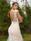 Sheath/Column Tulle Lace Scoop Sleeveless Court Train Wedding Dresses Bridal Gowns