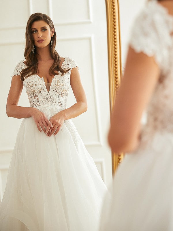 A-Line/Princess Organza Lace V-neck Short Sleeves Court Train Wedding Dresses Bridal Gowns